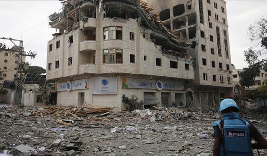 Gazze’yi yazdı, susturuldu: Üç gazete yazarlığını sonlandırdı