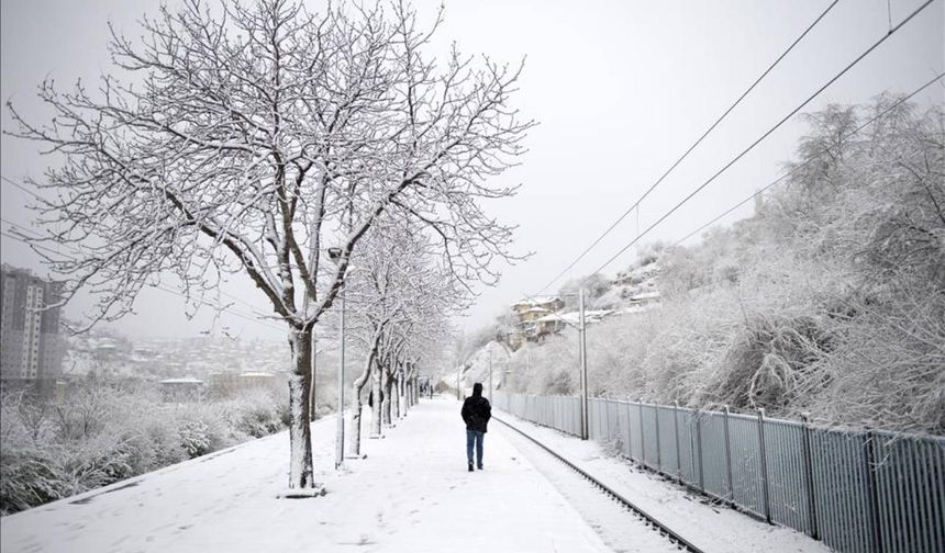 Yeni haftada Ankara'ya kar yağması bekleniyor