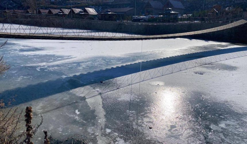 En düşük sıcaklık sıfırın altında 15 derece ile Ardahan'da ölçüldü