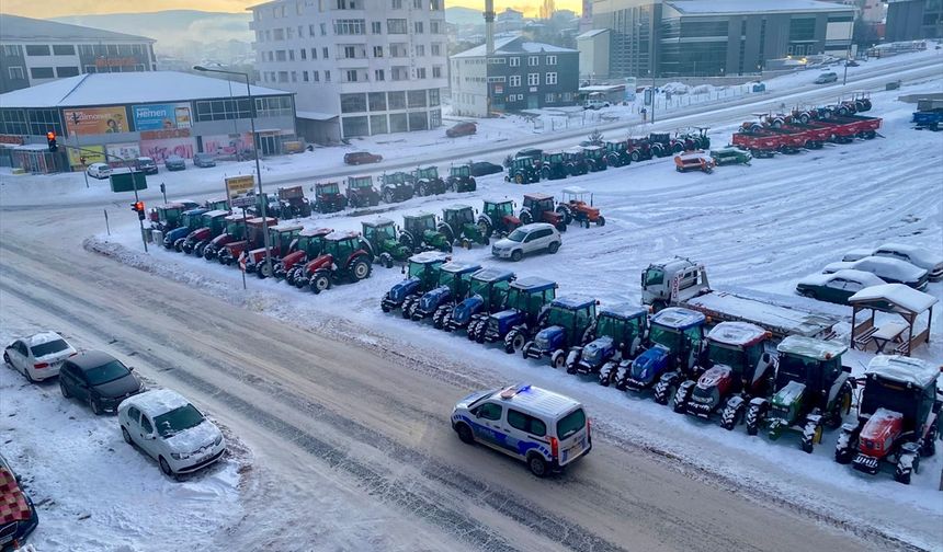 Ardahan sıfırın altında 39,7 dereceyle Türkiye'nin en soğuk ili oldu