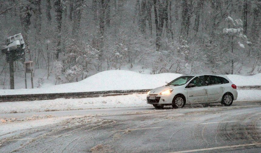 Rize, Gümüşhane, Giresun ve Artvin'de 404 yerleşim yerine ulaşım sağlanamıyor