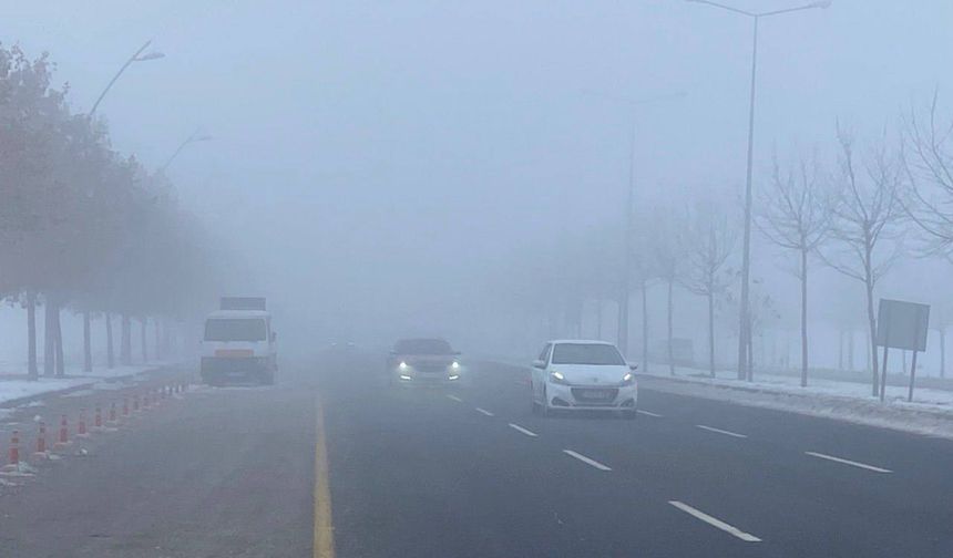 Çorum'da sis etkili oldu