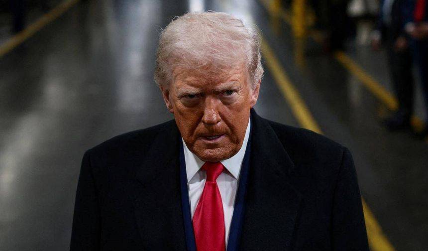 Trump, Fed'de kalırsa Powell'ın mutlu olmayacağını söyledi