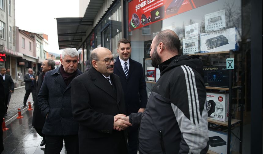 Balıkesir Valisi Ustaoğlu, Sındırgı'da incelemelerde bulundu