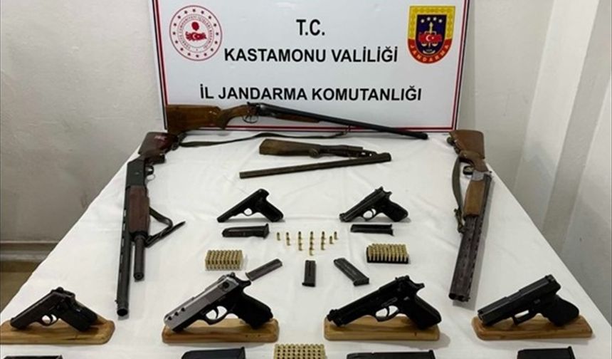 Kastamonu'da silah kaçakçılığı operasyonunda 7 kişi yakalandı