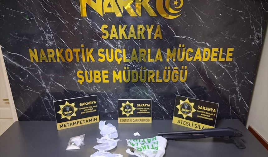 Sakarya'da uyuşturucu operasyonlarında yakalanan 4 zanlı tutuklandı