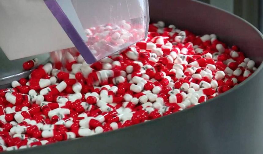 Milyonluk vurgun! Usulsüz ilaç çetesi çökertildi