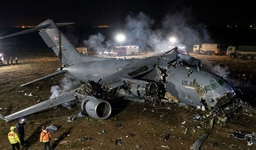 Irak'ta düşen ABD uçağında 6 mürettebat öldü
