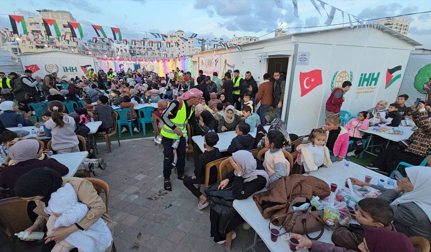 İHH, ramazanda dünyada 3 milyondan fazla kişiye ulaştı