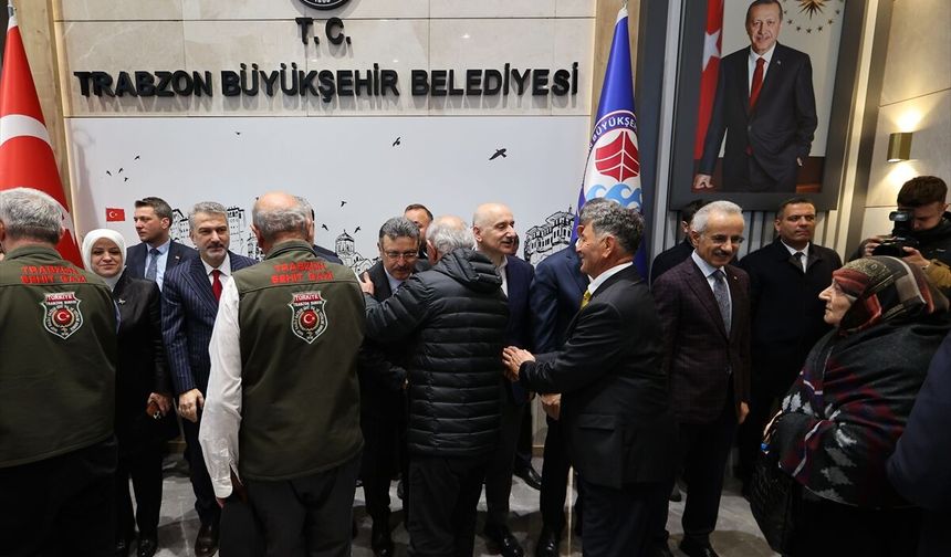 Bakan Uraloğlu, Trabzon'da bayramlaşma töreninde konuştu