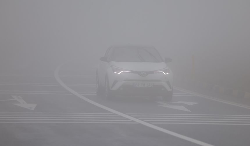 Zonguldak'ta yoğun sis etkili oluyor