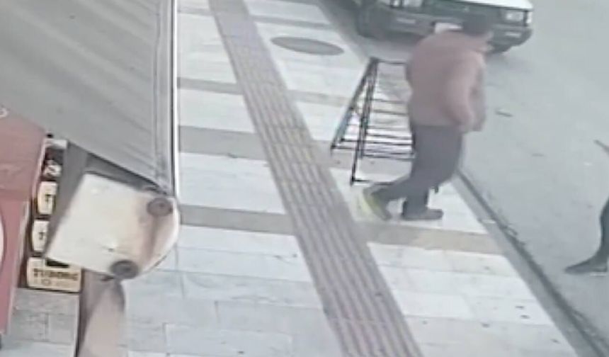 Denizli'deki deprem anı güvenlik kameralarında