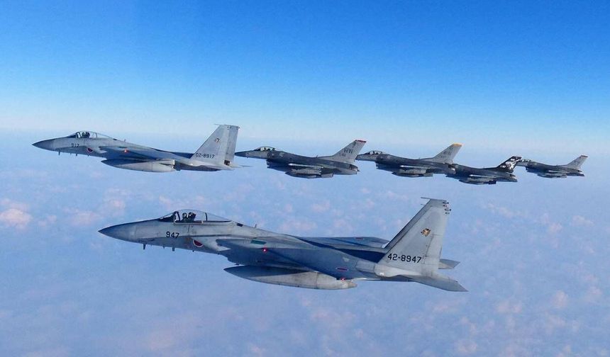 MSB: 6 Türk F-16'sı KKTC'ye konuşlandırıldı