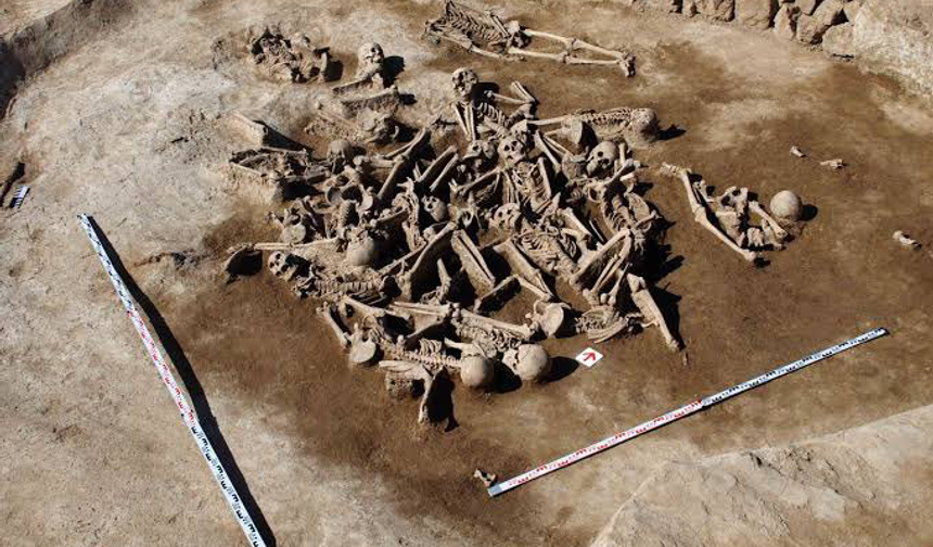 İsrail Gazzelilerin organını çalıp toplu mezara gömmüş!