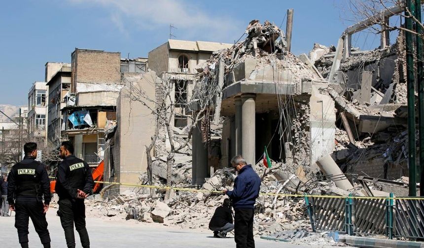 İran'da biri 6 aylık bebek 6 kişi katledildi