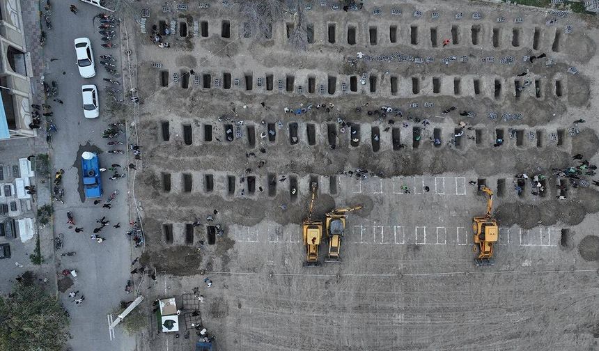 ABD-İsrail saldırılarında İran'da 210 çocuk katledildi