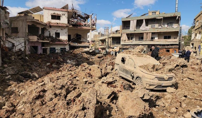 İsrail'in Lübnan'a saldırılarında 26 sağlık çalışanı öldü