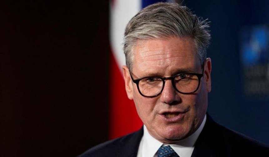 İngiltere Başbakanı, Epstein bağlantılı büyükelçi atamasında kendisini savundu