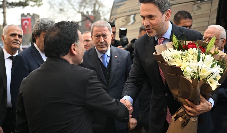 Bakan Bayraktar, Kayseri'de Türkiye'nin Enerji Vizyonu İstişare Toplantısı'nda konuştu