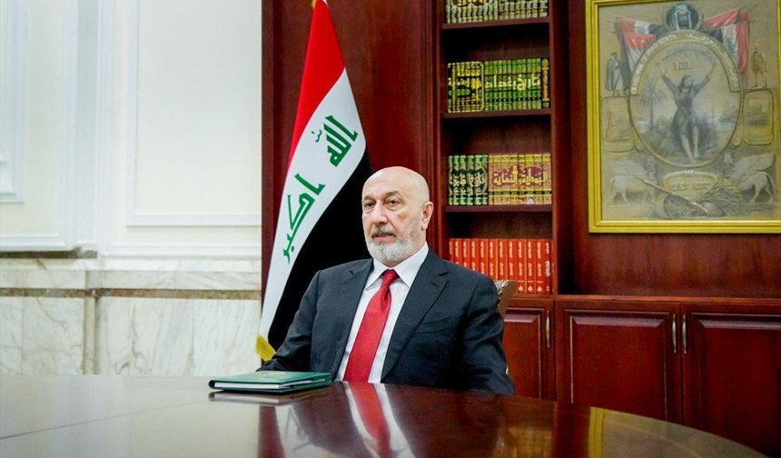 Irak'ın yeni Cumhurbaşkanı Amedi görevini resmen devraldı