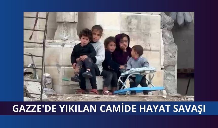 Gazze'de yıkılan camide hayat savaşı