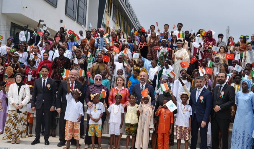 23 Nisan Çocuk Bayramı, Afrika’da 27 ülkeden çocukların katılımıyla coşkuyla kutlandı