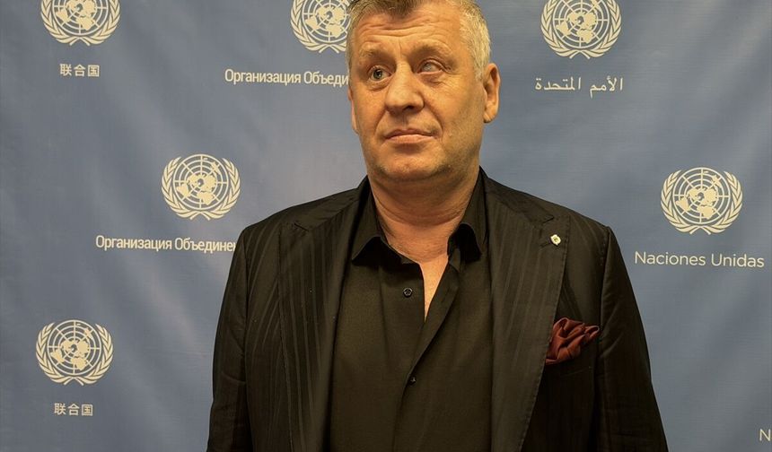 BM'de engelli haklarını savunmak üzere New York'a gelen sanatçı Metin Şentürk değerlendirmelerde bulundu