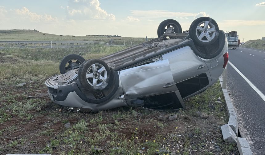 Şanlıurfa'da iki ayrı kazada 4 kişi yaralandı