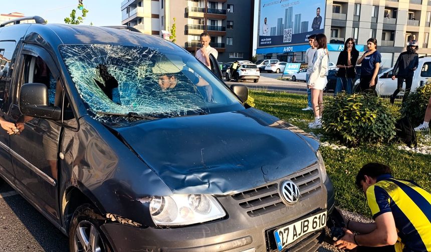 Tekirdağ'da hafif ticari aracın çarptığı elektrikli bisikletteki kadın öldü