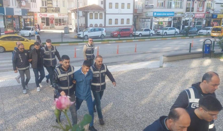 Çaldığı motosikletle gezerken yakalandı