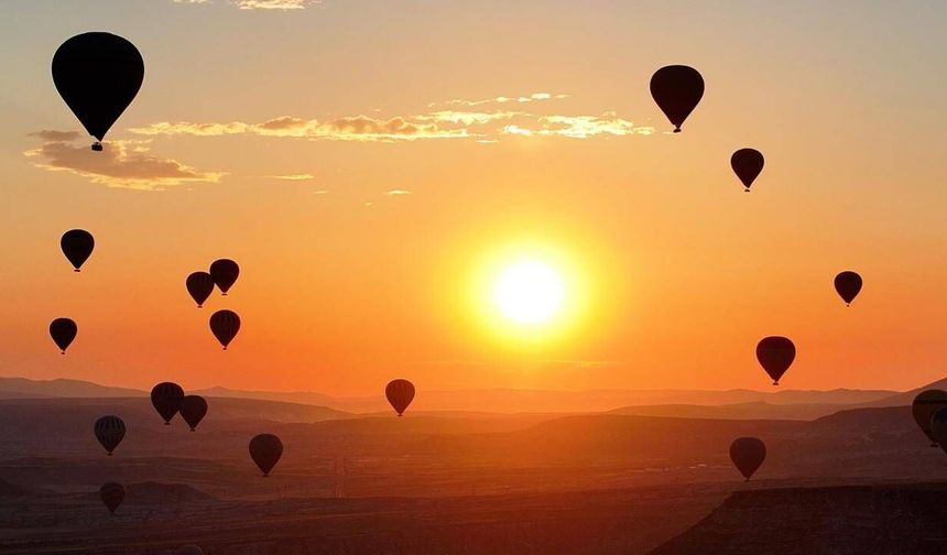 Kapadokya, eşsiz gün batımı manzarasıyla dünyada ilk sırada