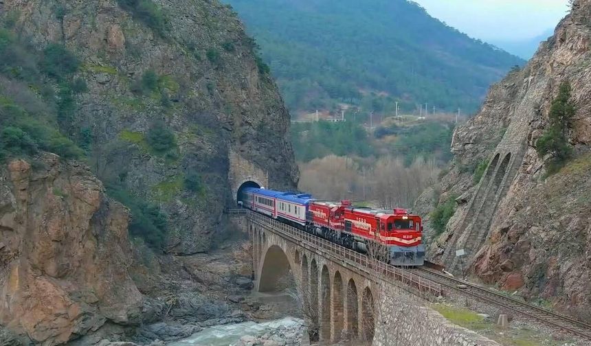 Turistik Karaelmas Ekspresi yeniden raylarla buluşuyor