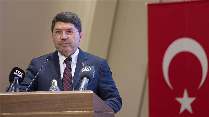 bakan-tunc_ab0e060a5d0b888b61f0a92558cd08c7.jpg