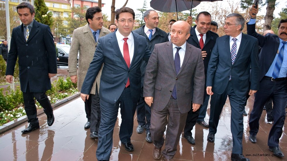 bakan-yardimcisi-kutbettin-arzu-aksarayda_cadd8c00bb12cbf6b9130de1056c9353.jpg