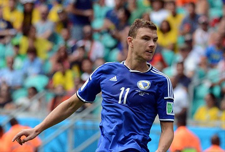 dzeko_f22b70ae8fa0d87d4d3a2d246ec0db84.jpg