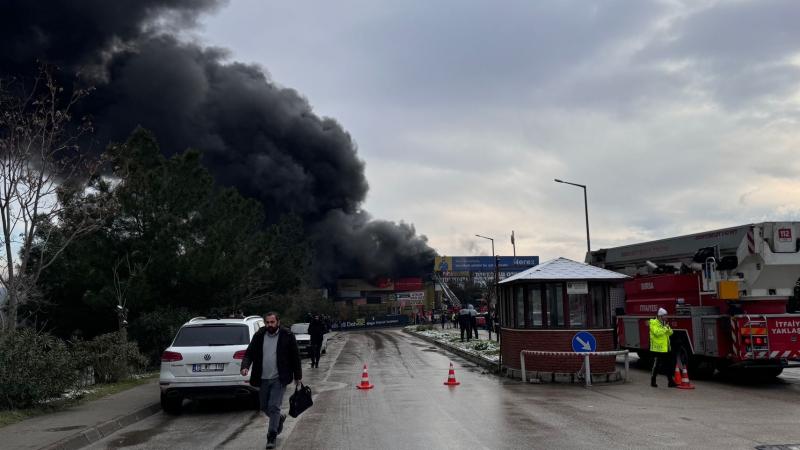 Bursa'da iş yerinde yangın