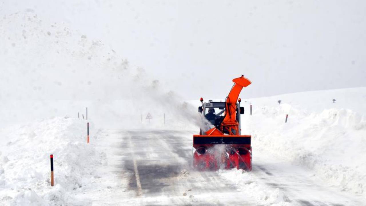 Kastamonu'da 181 yol ulaşıma kapandı