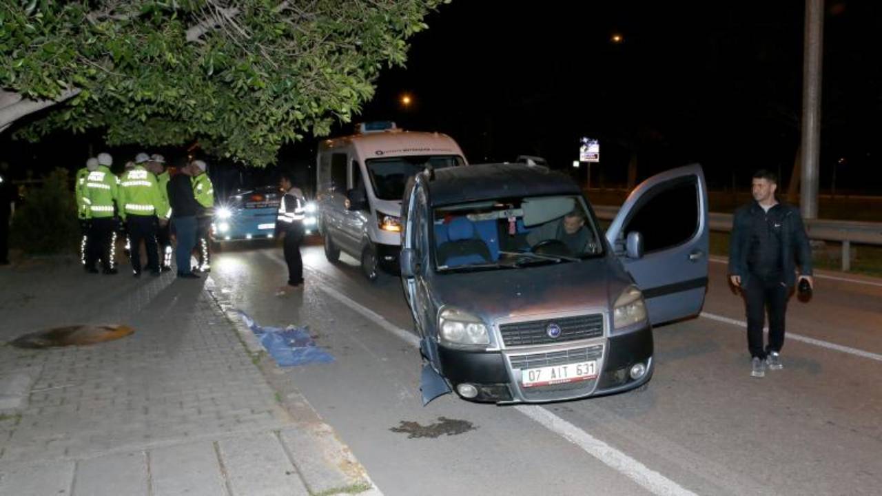 Hafif ticari araç ile halk otobüsü çarpıştı: 1 ölü