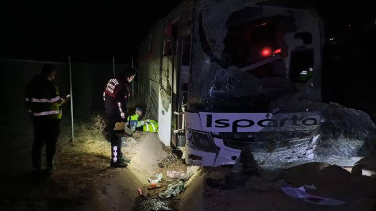 Yolcu otobüsü şarampole düştü: 1 ölü, 27 yaralı