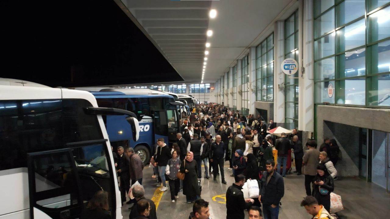 Bayram öncesi otobüs biletleri tükendi, ek seferler düzenleniyor