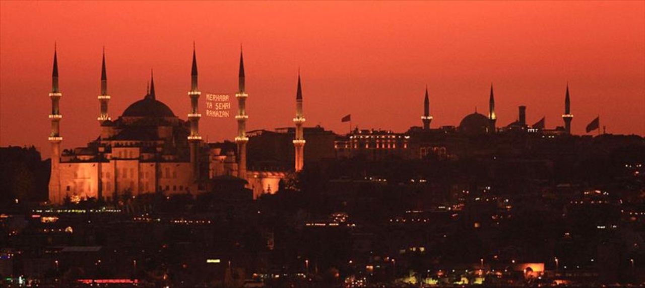 Bugün ezan saat kaçta okunacak? 18 Mart 2025 Salı günü için güncel iftar vakti!