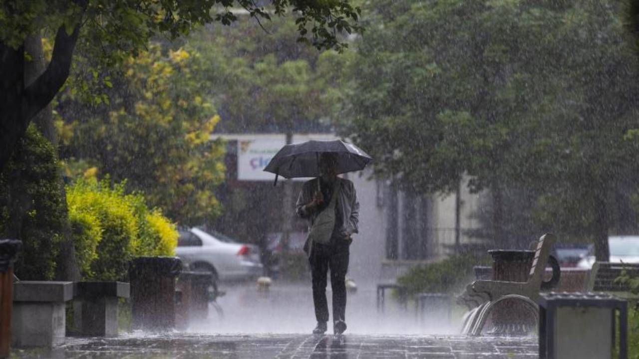 Meteoroloji saat verdi! Ankara'da sağanak alarmı