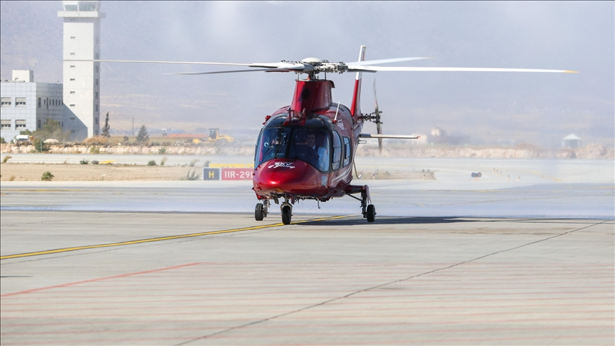 Mersinde ambulans helikopter 2 yaşındaki bebek için havalandı