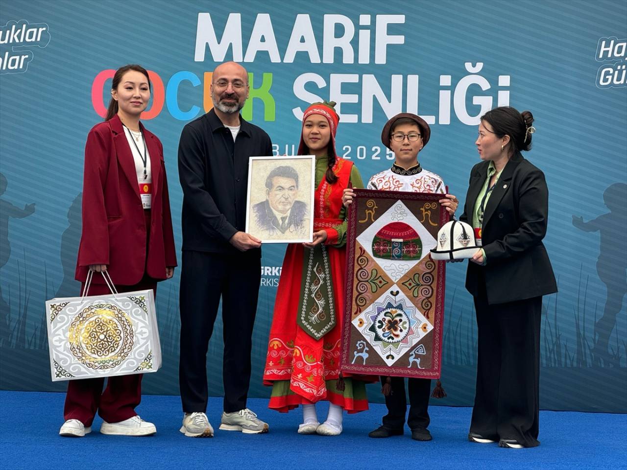 Maarif Cocuk Senligi2 (1)