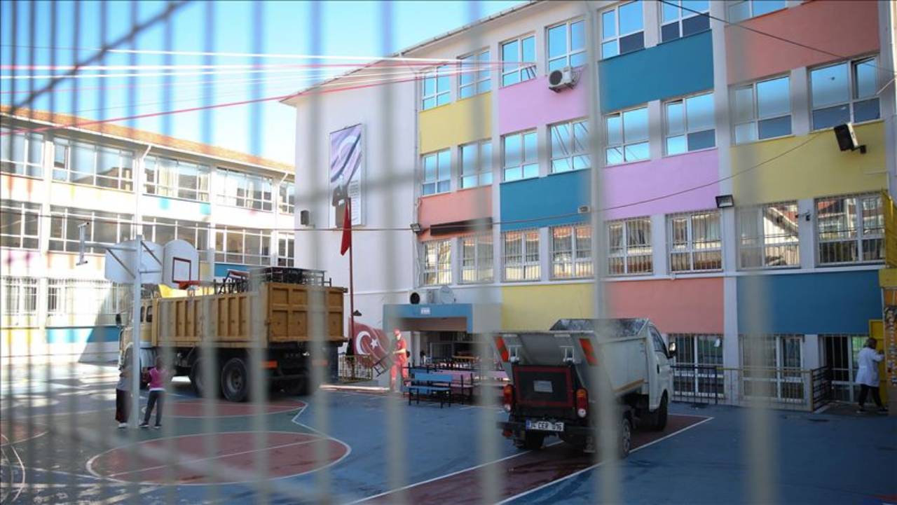 İstanbul'da kimliğini unutan ve geç kalan bazı öğrenciler YKS'ye alınmadı