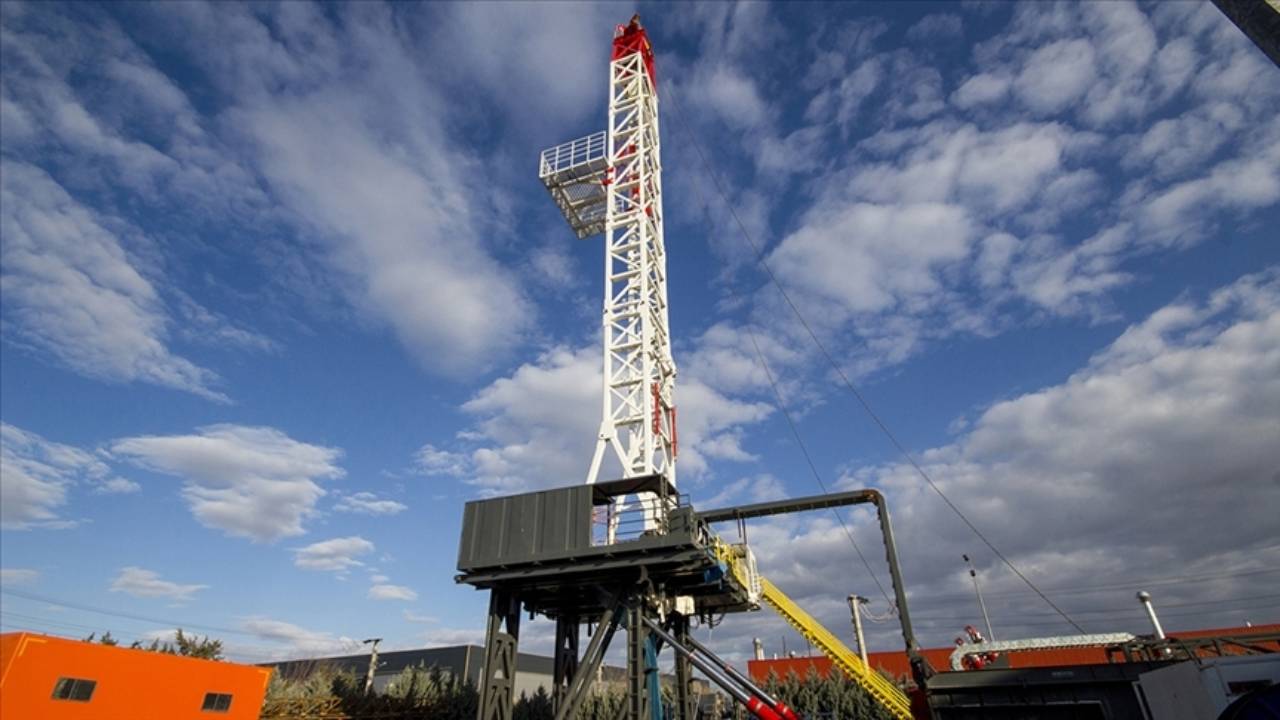 Van'da petrol arama çalışmaları sürüyor