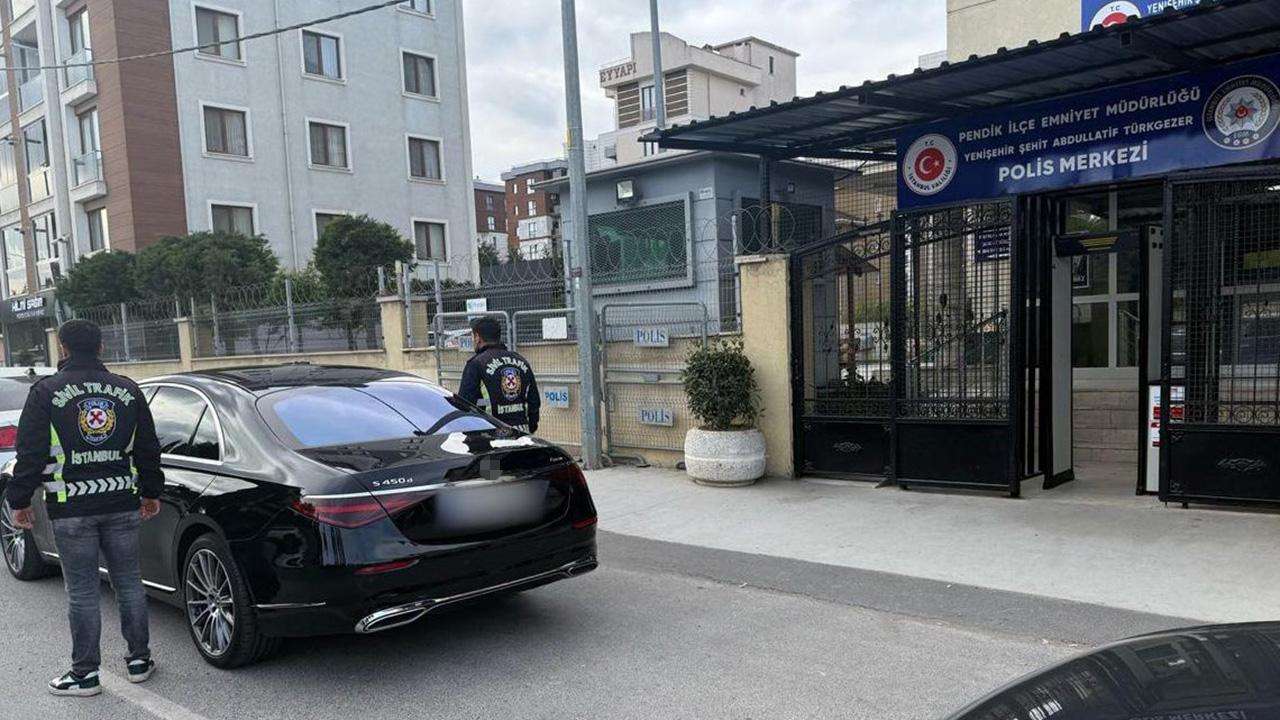 Usulsüz çakar kullanan araca 155 bin ceza