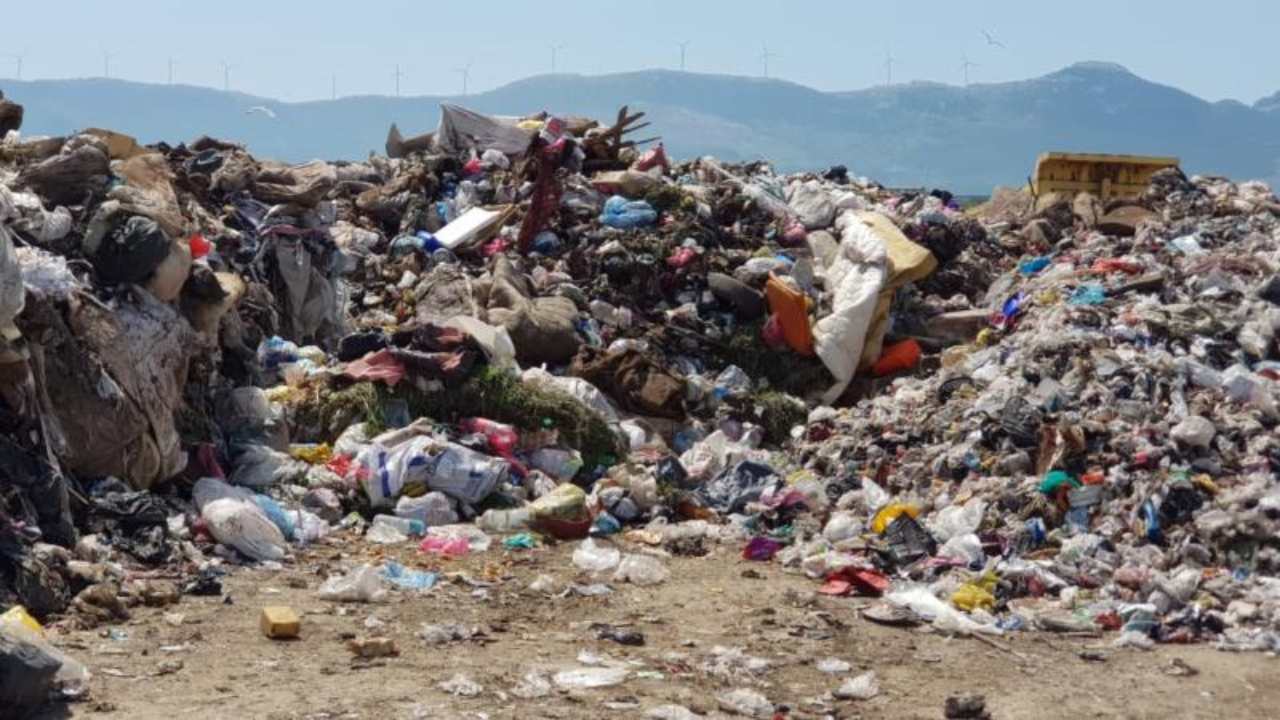 İzmir Büyükşehir Belediyesi'ne 3,7 milyon liralık ceza