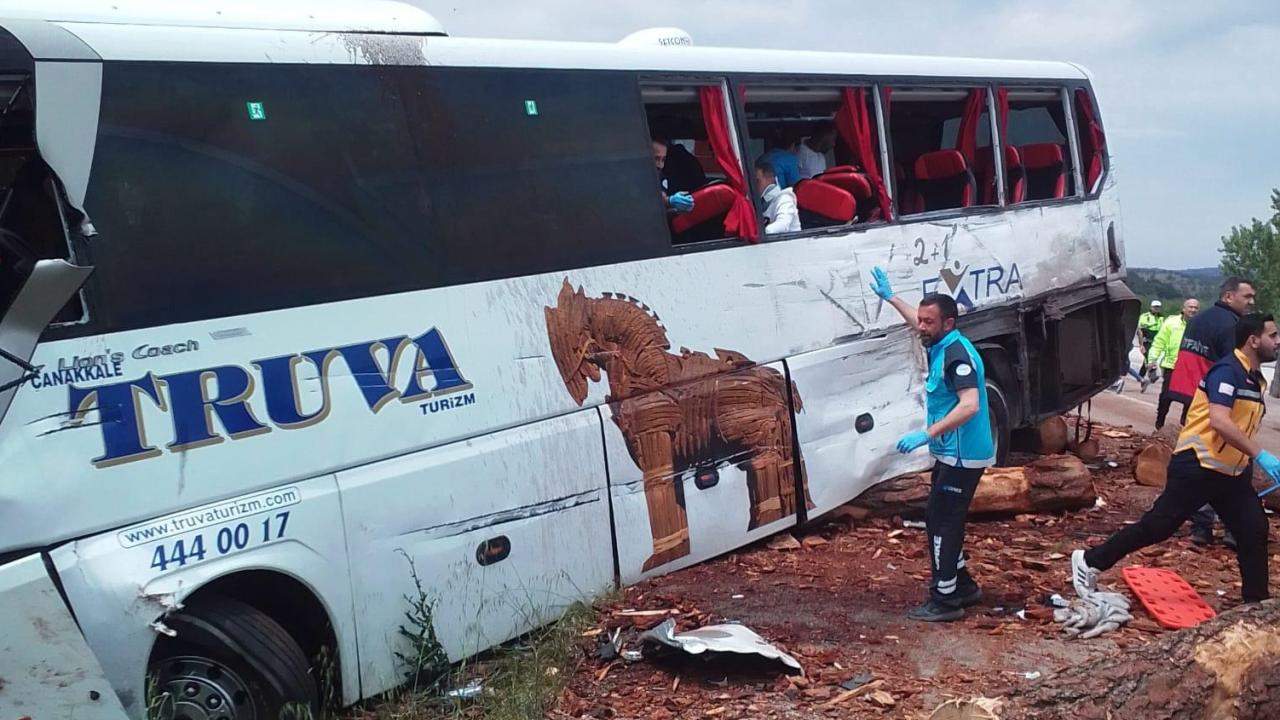 Çanakkale'deki trafik kazasına ilişkin 2 savcı görevlendirildi