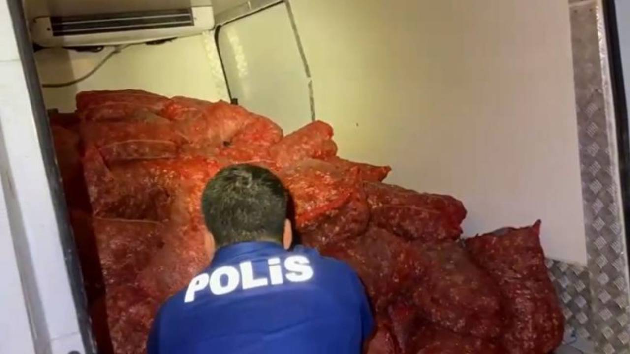 Kaçak avlanan 2,9 ton midye ele geçirildi